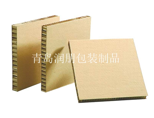 济南蜂窝纸板的结构和制造原理是根据天然蜂窝的结构原理制造的